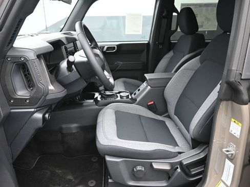 New 2025 Ford Bronco Big Bend image 19