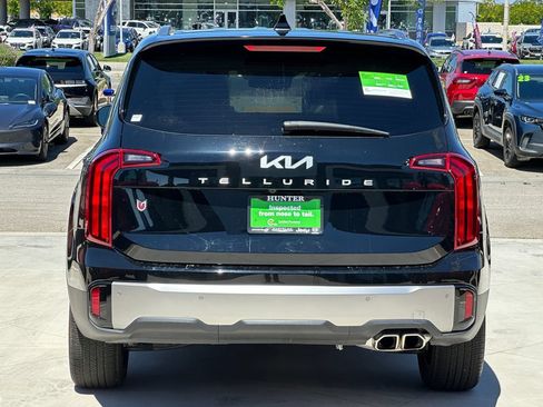 Used 2025 Kia Telluride S FWD image 6