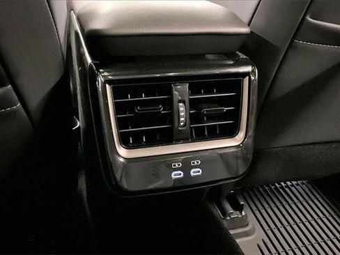 Used 2025 Toyota Crown Nightshade image 29