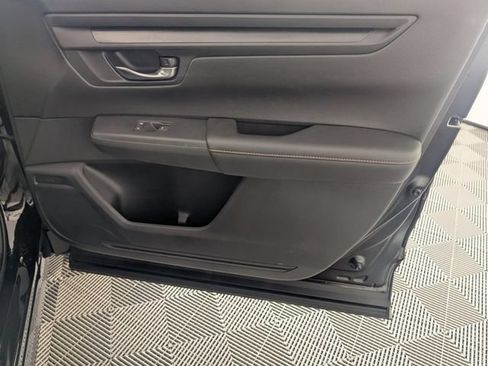 Used 2025 Honda CR-V Sport-L image 33