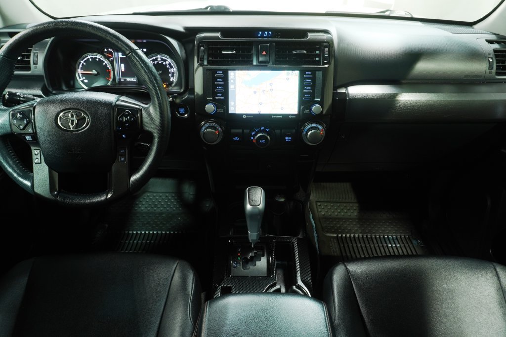 Used 2021 Toyota 4Runner TRD Off-Road Premium w/ Moonroof Package AWD/4WD image 16