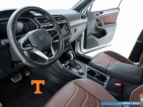 Used 2024 Volkswagen Tiguan SEL R-Line AWD/4WD image 57