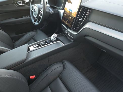New 2026 Volvo XC60 B5 Ultra w/ Protection Package Premier image 15