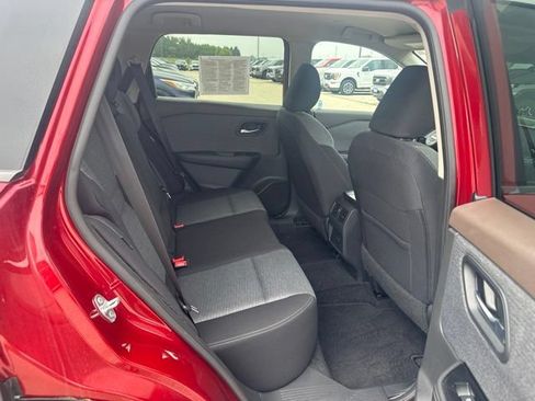 Used 2023 Nissan Rogue SV AWD/4WD image 13