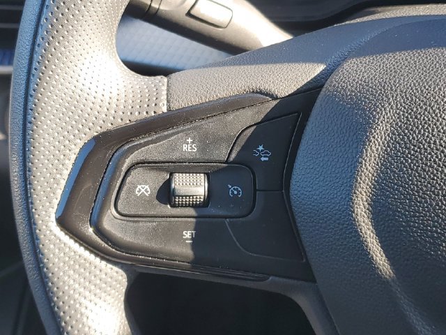 Certified 2025 Chevrolet Trax LS w/ LS Convenience Package FWD image 20