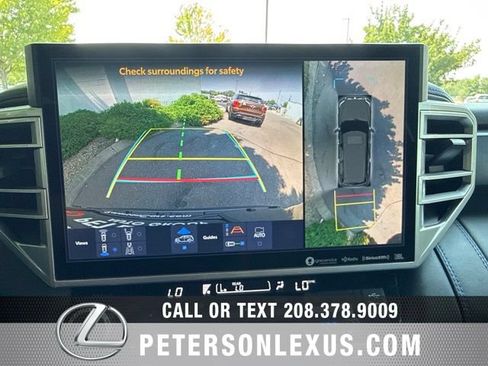 Used 2024 Toyota Sequoia Platinum AWD/4WD image 19