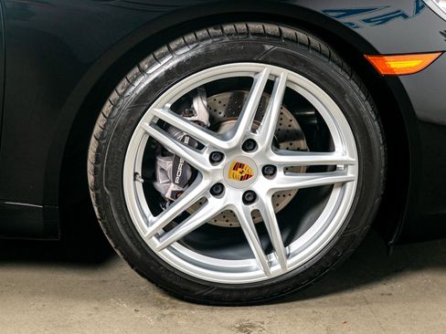 Used 2017 Porsche 911 Carrera image 22