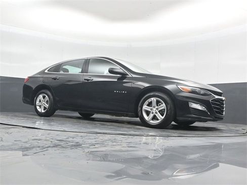 Used 2024 Chevrolet Malibu LT image 38