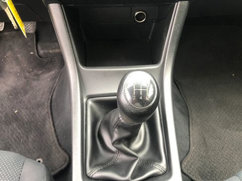 Used 2014 Subaru Impreza 2.0i Premium AWD/4WD image 16