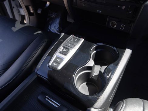 Used 2021 Honda Pilot Touring image 28