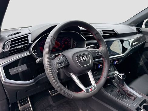 Used 2025 Audi Q3 2.0T Premium Plus AWD/4WD image 10