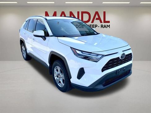 Used 2024 Toyota RAV4 XLE w/ Convenience Package AWD/4WD image 4