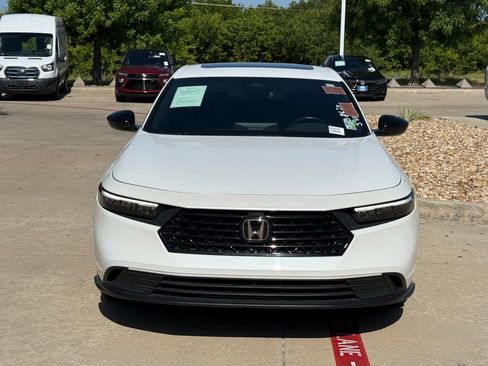 Used 2023 Honda Accord Sport image 8