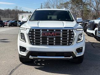 Certified 2025 GMC Yukon XL Denali video 3