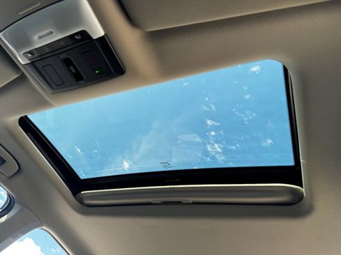 Used 2023 Nissan Altima 2.5 SL image 11