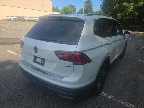 Used 2023 Volkswagen Tiguan SE AWD/4WD image 7