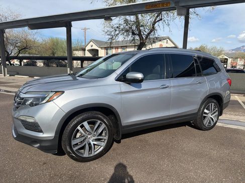 Used 2018 Honda Pilot Elite image 3