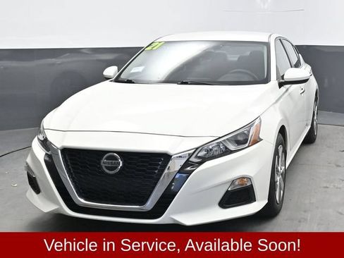 Used 2021 Nissan Altima 2.5 S FWD image 2