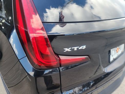 Used 2019 Cadillac XT4 Premium Luxury image 5