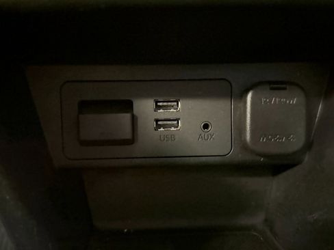 Used 2017 Toyota Yaris iA image 14