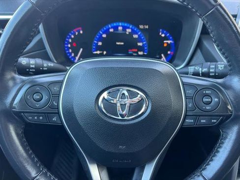 Certified 2022 Toyota Corolla Cross XLE w/ Convenience Package image 25