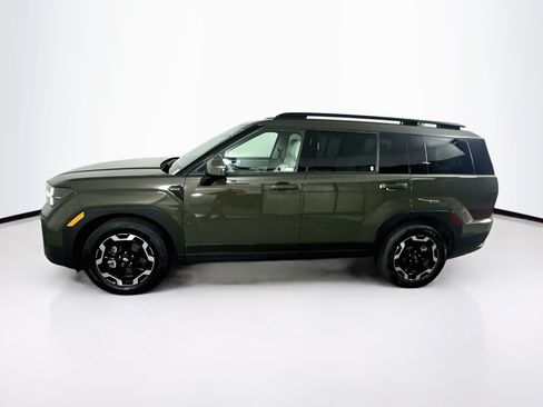 Used 2025 Hyundai Santa Fe SEL FWD image 4