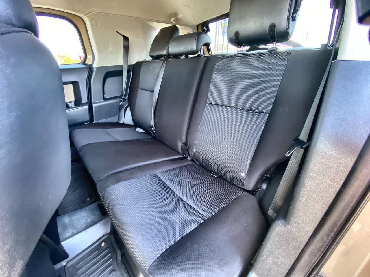 Used 2014 Toyota FJ Cruiser 4WD w/ Upgrade Package image 21