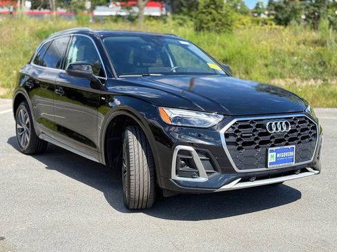Used 2023 Audi Q5 2.0T Premium Plus w/ Premium Plus Package AWD/4WD image 8