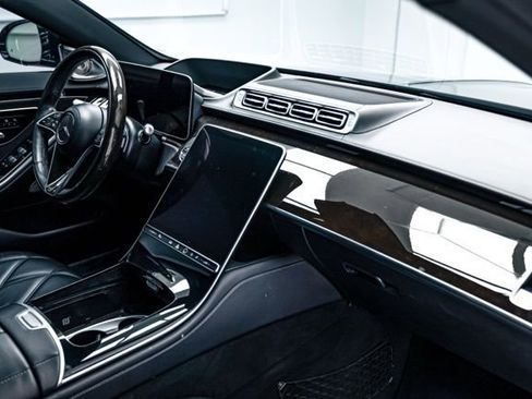 Used 2024 Mercedes-Benz Maybach S 580 4MATIC image 14