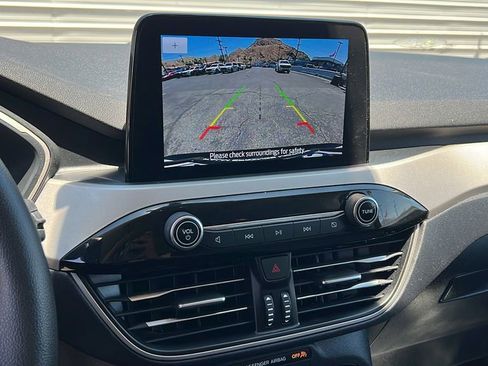 Certified 2022 Ford Escape SE FWD image 19