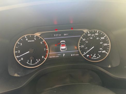 Used 2023 Nissan Rogue SV AWD/4WD image 4