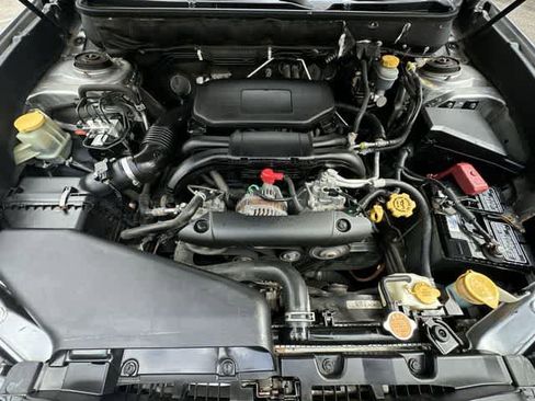 Used 2010 Subaru Outback 2.5i Premium image 20