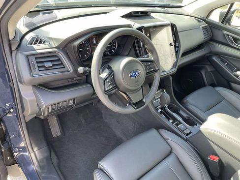 Certified 2025 Subaru Ascent Bronze Edition w/ Onyx Package image 18