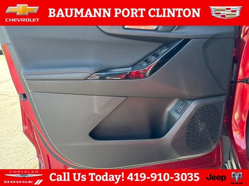 Used 2025 Chevrolet Equinox RS w/ Safety and Technology Package AWD/4WD image 13