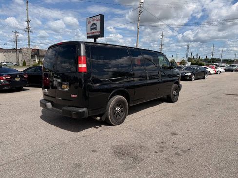 Used 2010 GMC Savana 1500 LS RWD image 6