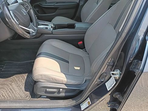 Used 2016 Honda Civic Touring image 9
