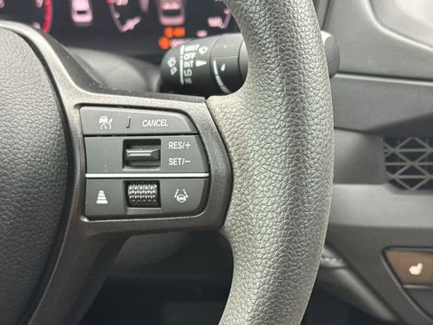 Used 2024 Honda Accord EX image 25