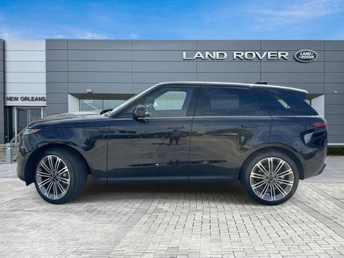 New 2026 Land Rover Range Rover Sport SE AWD/4WD image 2
