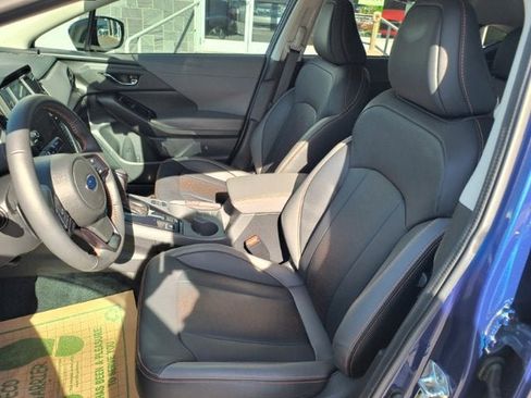 Used 2024 Subaru Crosstrek 2.5i Limited w/ Crosstrek Mirror Package AWD/4WD image 9