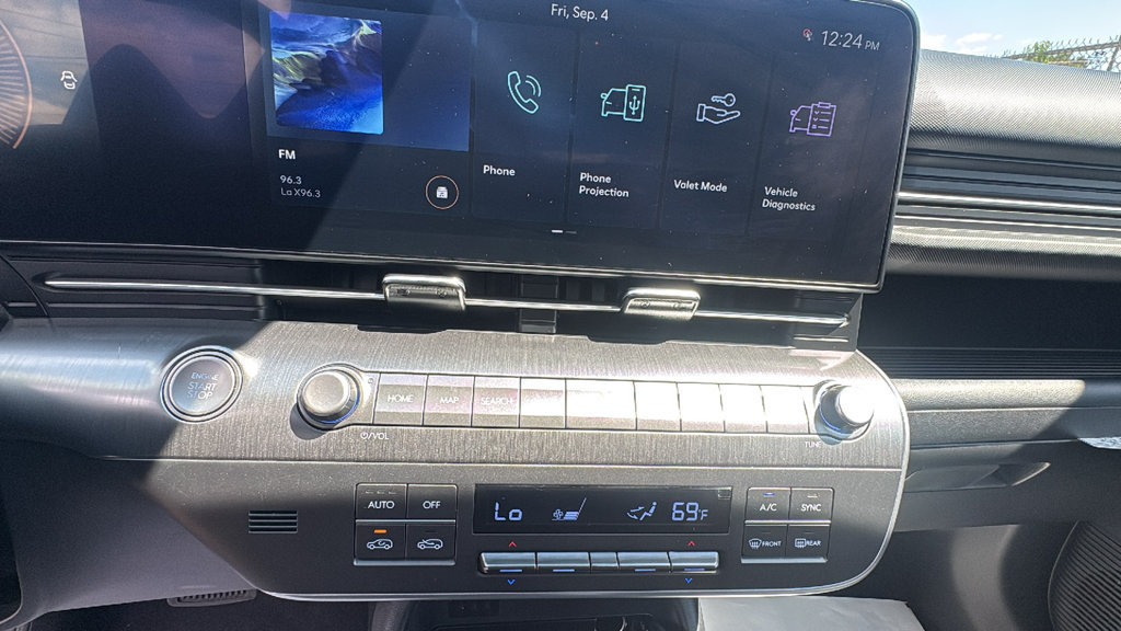 Used 2024 Hyundai Kona SEL AWD/4WD image 20
