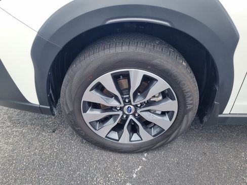 Certified 2024 Subaru Outback Limited AWD/4WD image 7