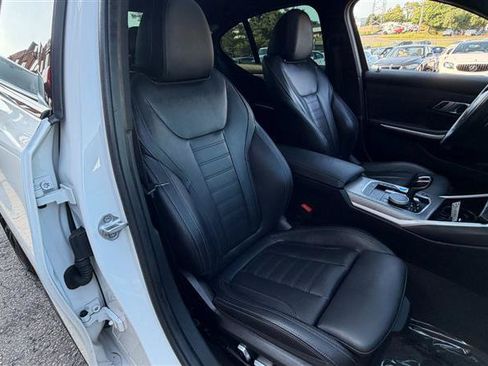Used 2020 BMW M340i RWD image 17