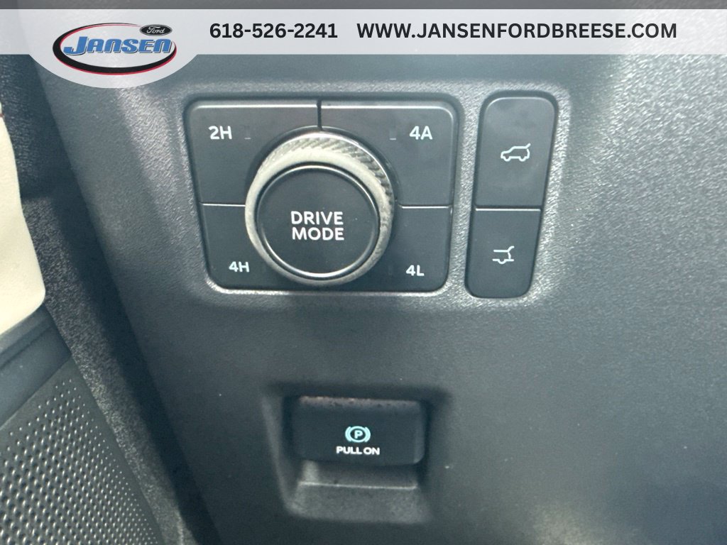 Used 2025 Ford Expedition Active AWD/4WD image 12