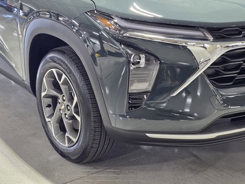 New 2026 Chevrolet Trax LT image 10
