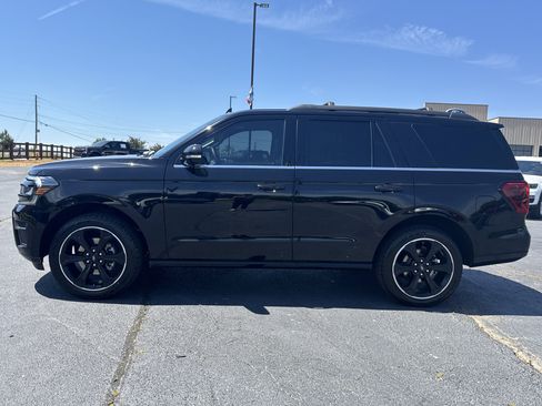 Certified 2023 Ford Expedition Limited AWD/4WD image 8