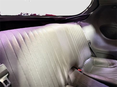 Used 1998 Pontiac Firebird Formula w/ Security Pkg image 26