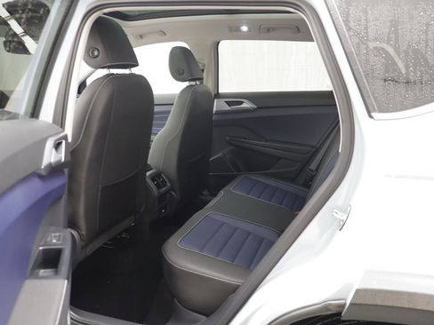 Used 2025 Volkswagen Taos SEL w/ Black Wheel Plus Package image 14