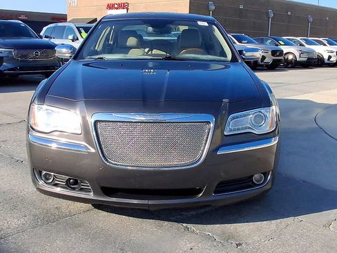 Used 2013 Chrysler 300 C w/ Light Group RWD image 13