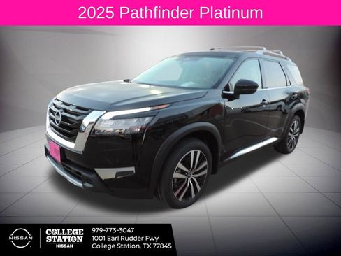 New 2025 Nissan Pathfinder Platinum w/ Cargo Package image 9