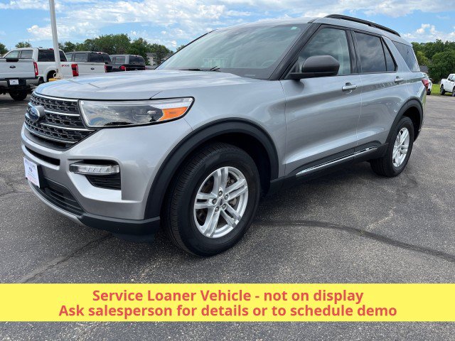 Used 2023 Ford Explorer XLT w/ Equipment Group 202A AWD/4WD image 1